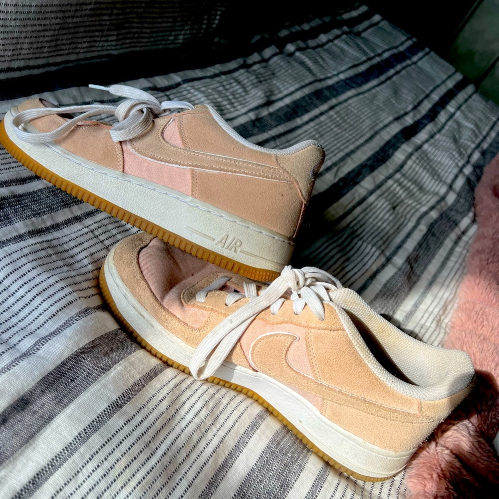 Nike Air Force 1